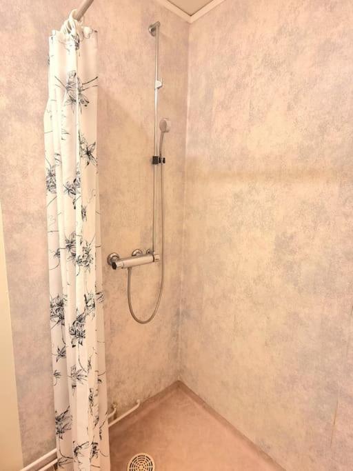 Ekhult Apartments - Ground Floor - Garden And Lake View أولريسيهامن المظهر الخارجي الصورة